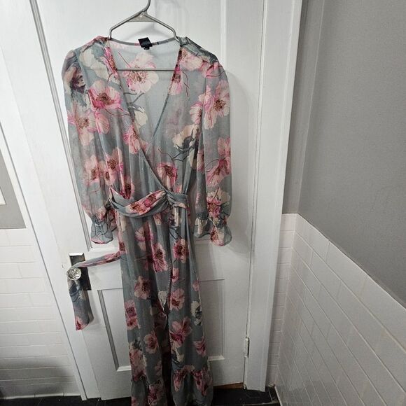 Express Sheer Floral Wrap Sz M/large. Excellent Condition, Never Worn - Picture 5 of 8